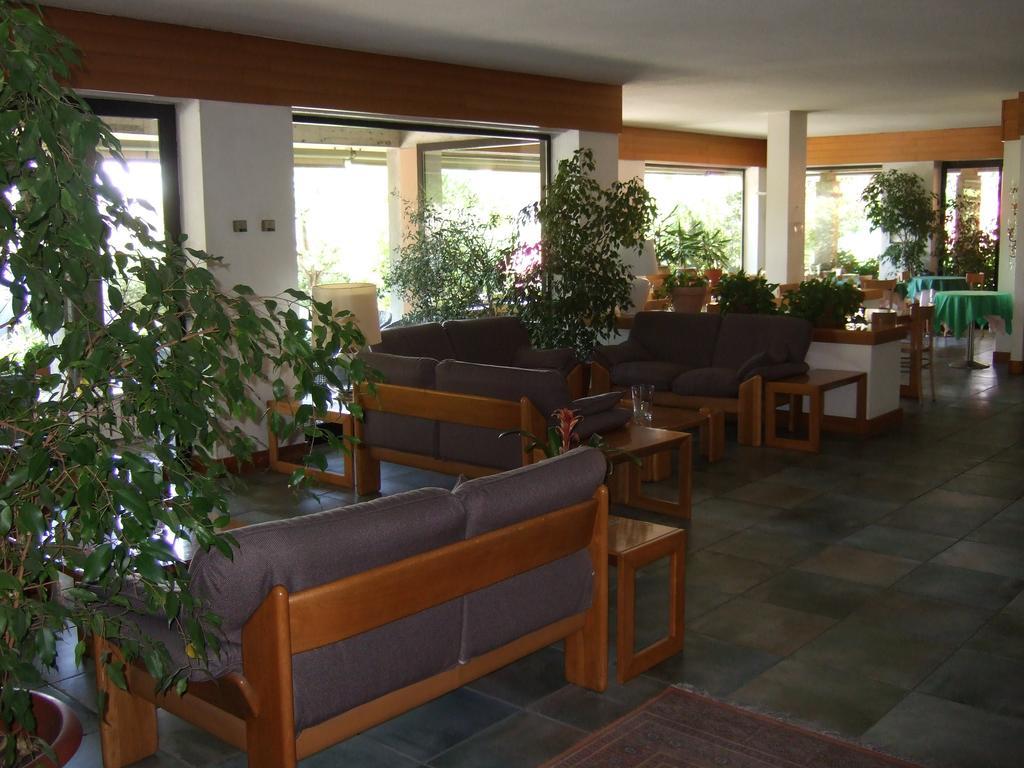 Hotel Canturio Buitenkant foto