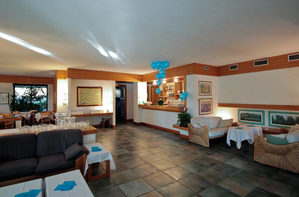 Hotel Canturio Buitenkant foto