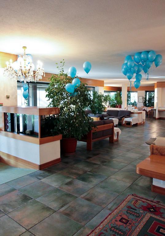 Hotel Canturio Buitenkant foto
