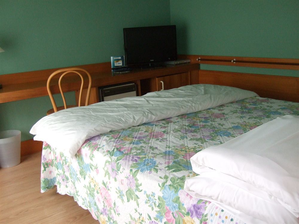Hotel Canturio Buitenkant foto