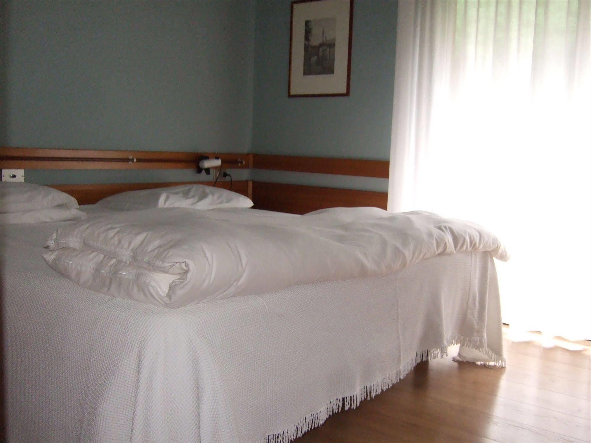 Hotel Canturio Buitenkant foto